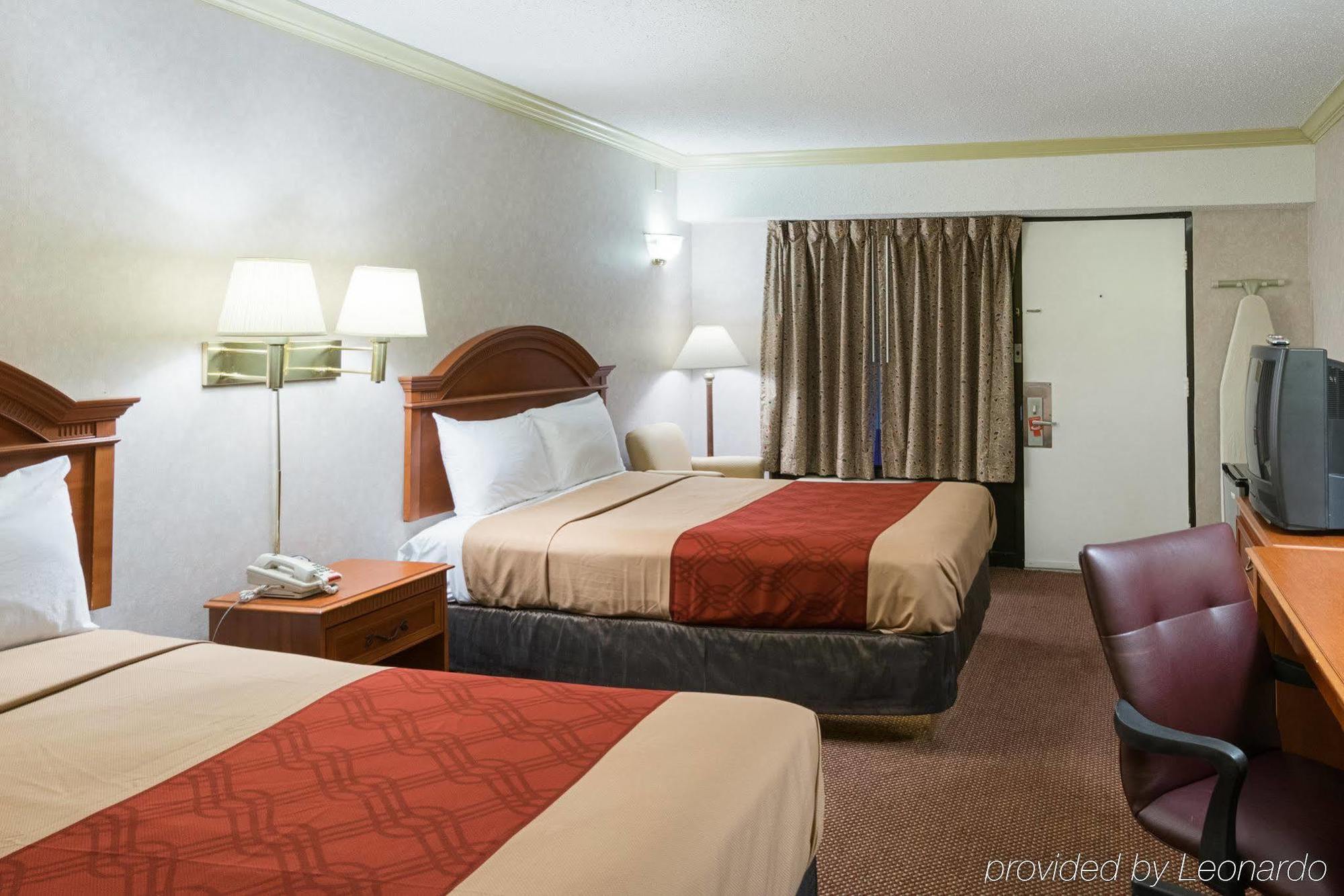 Travel Inn New Castle Airport Ngoại thất bức ảnh